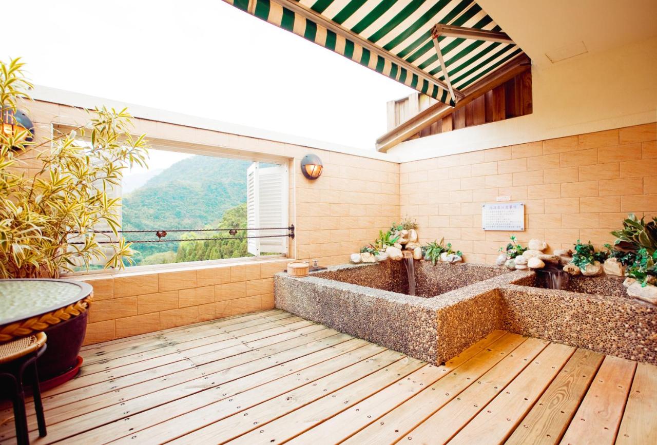 Japanese-Style Room with Open Air Bath