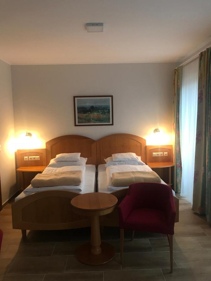 Chambre Double avec Salle de Bains Privative