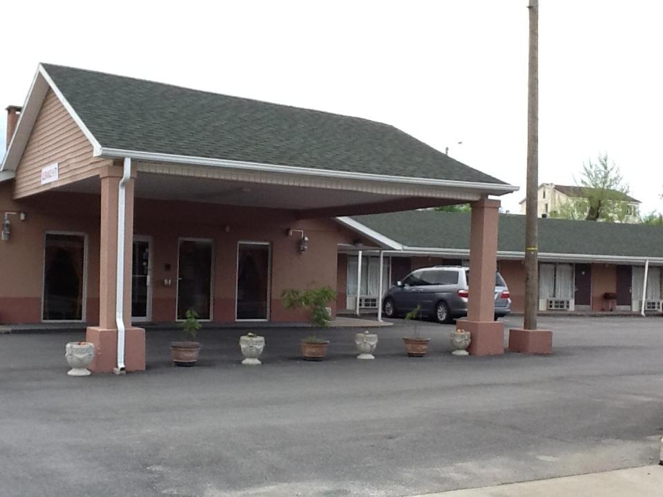 B&B Central City (Kentucky) - Caronoda Motel - Bed and Breakfast Central City (Kentucky)