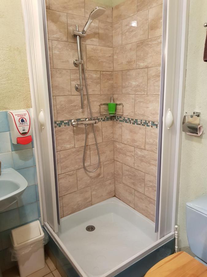 Habitación Doble con baño privado