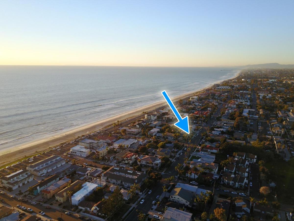 Ultimate Beach Bungalow - 1 block from beach - huge backyard - Bed and Breakfast Carlsbad