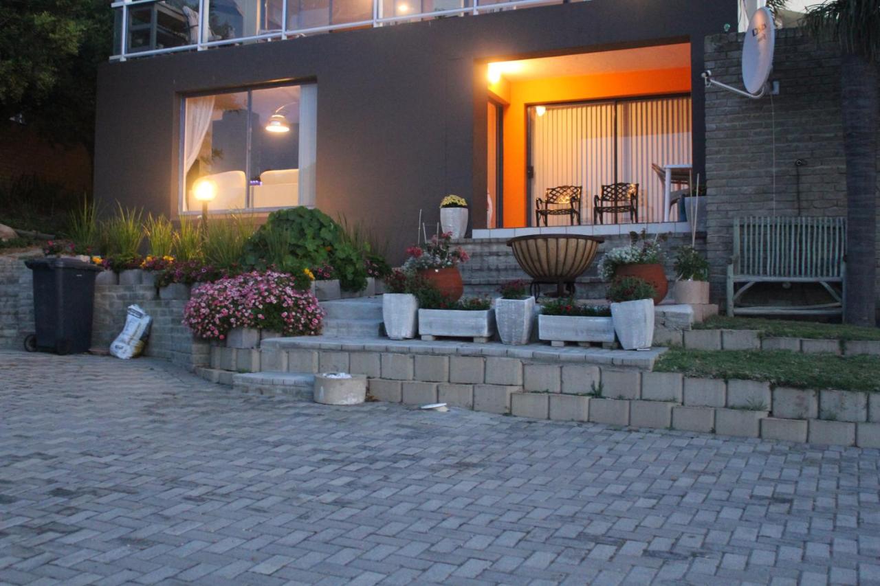 Merci Pére - Bed and Breakfast