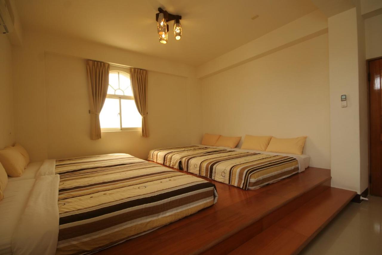 Long Beach Private Lodging - B&B
