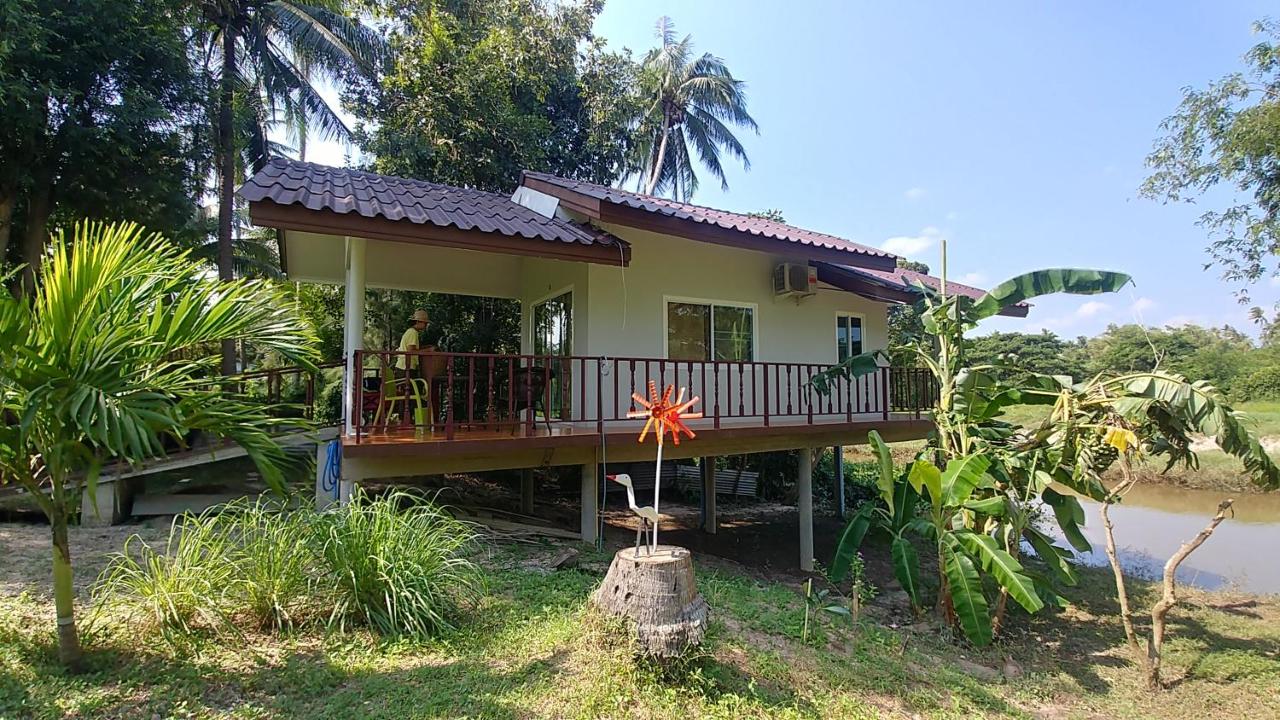Bungalow - aan het Water 