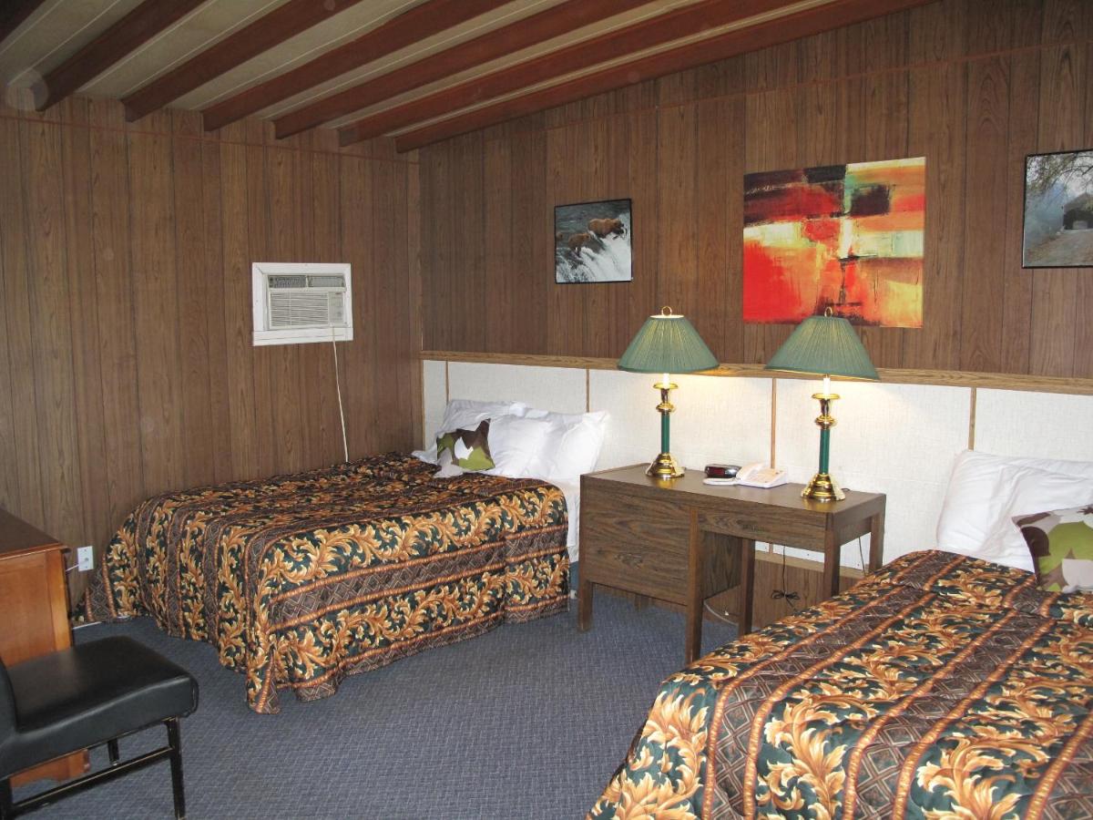 Queen Room with Two Queen Beds