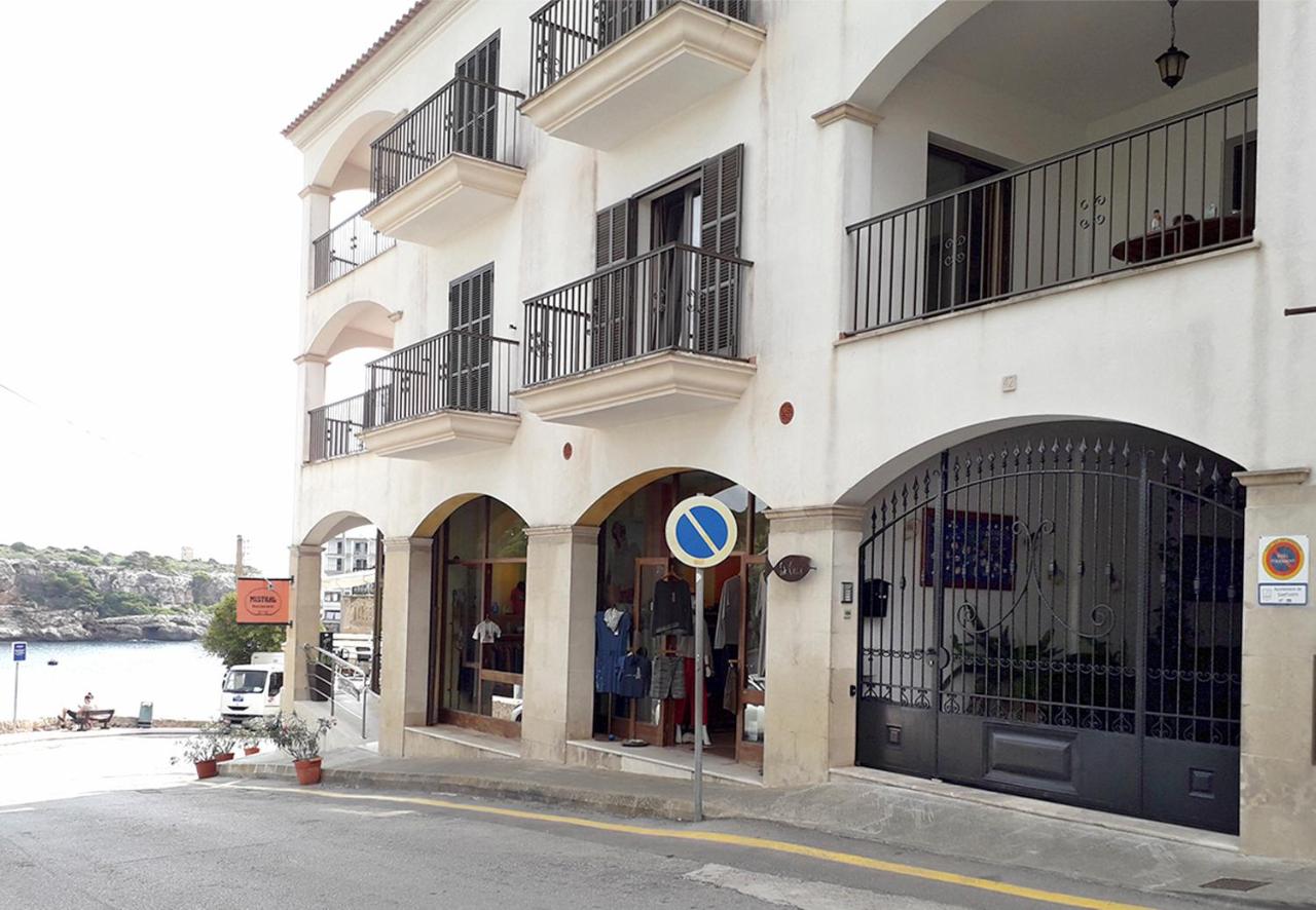Apartamentos Vista al Puerto - B&B