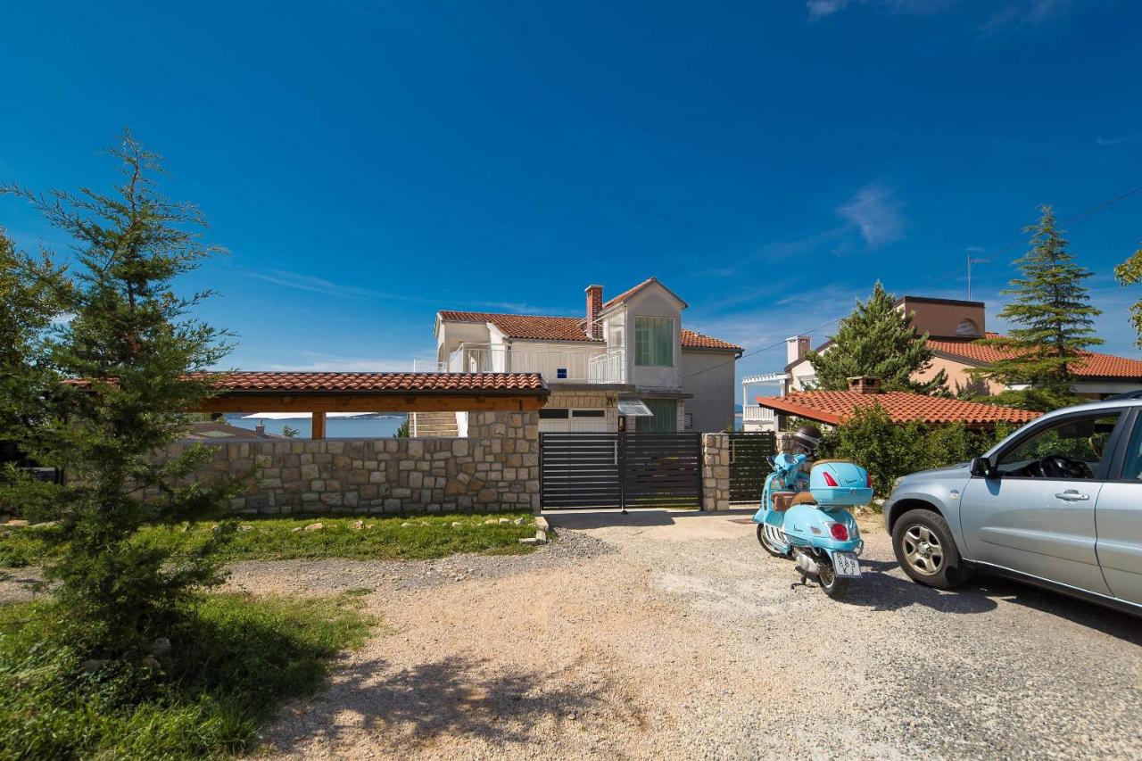 Apartment Miric - Bed and Breakfast Crikvenica