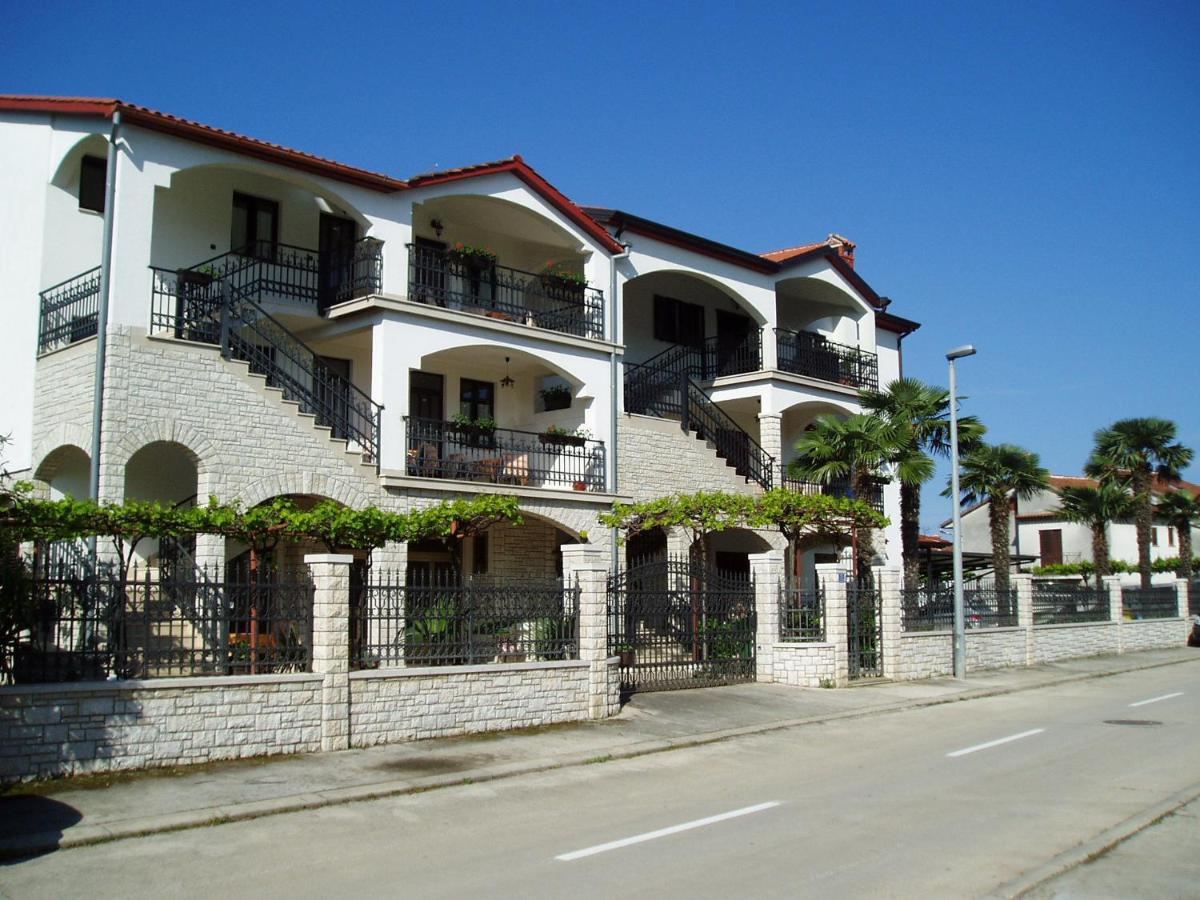 B&B Rovigno - Apartments Modrušan - Bed and Breakfast Rovigno