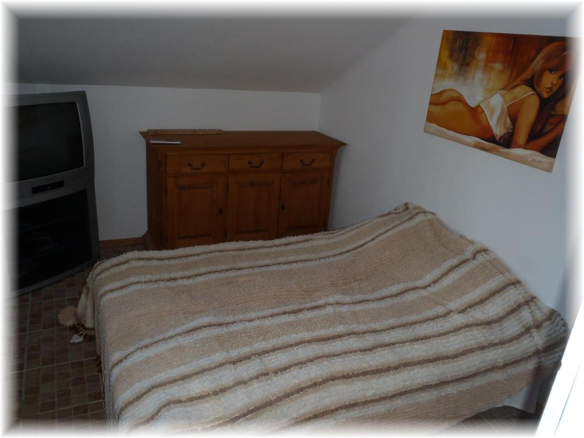 Chambre Double avec Salle de Bains Commune
