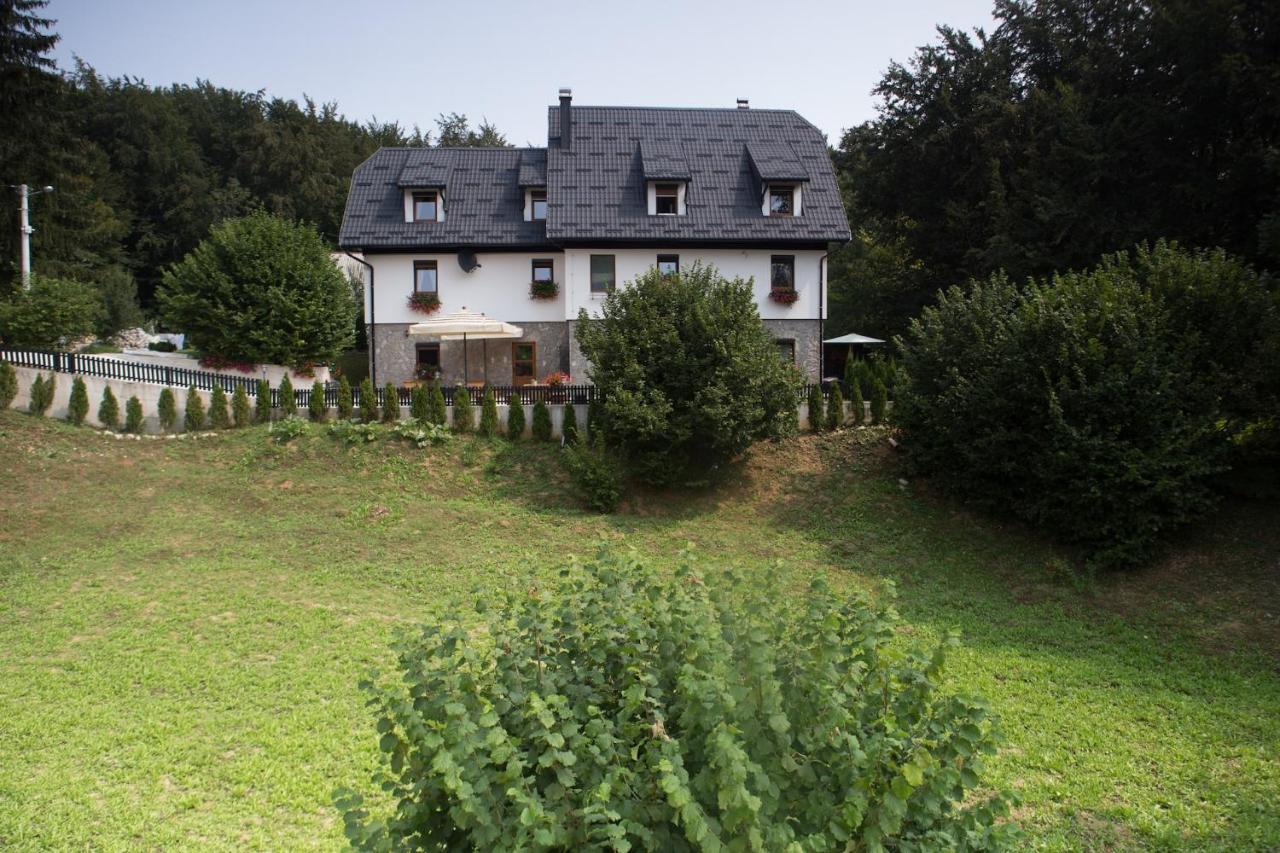 Guest House Plitvice Villa Verde - B&B