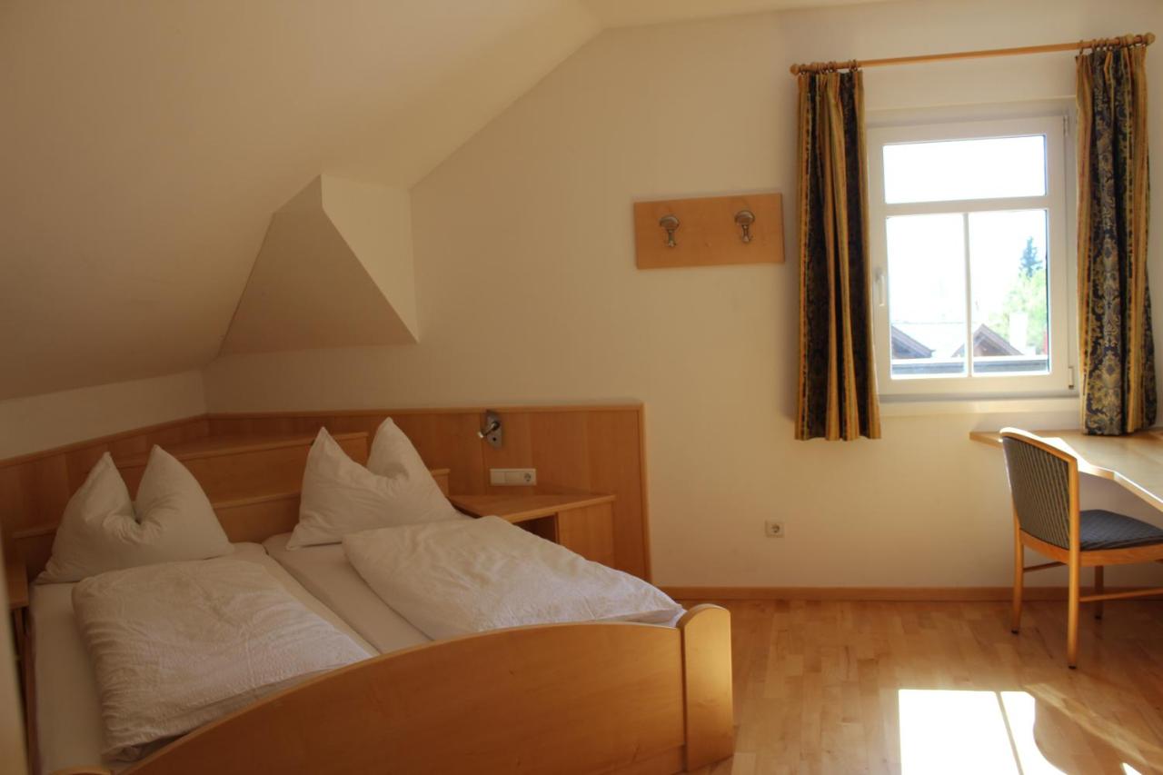 Apartment mit 2 Schlafzimmern und Balkon