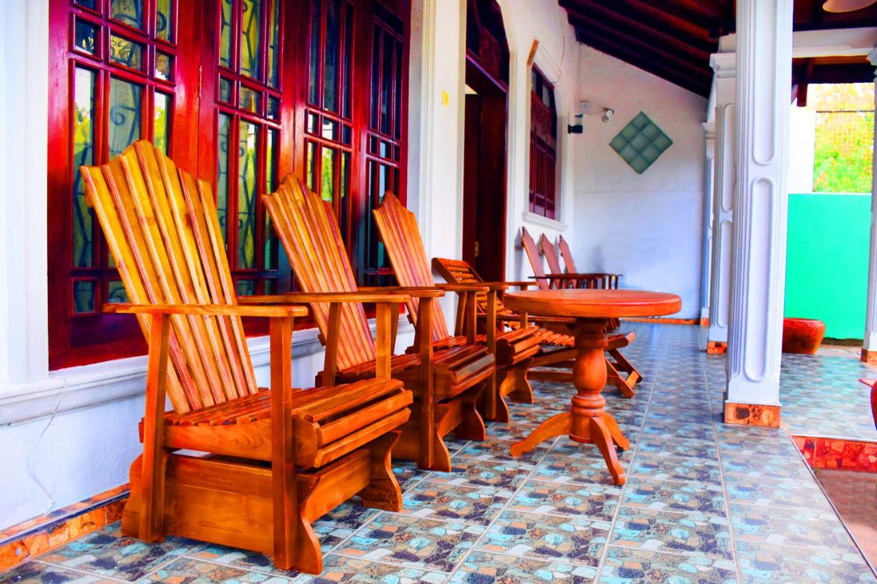 Indunil place hiriketiya - B&B