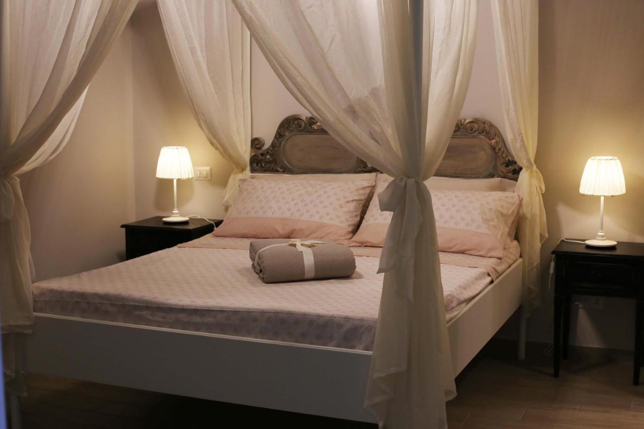 B&B Naples - Teatro Nuovo Apartment - Bed and Breakfast Naples