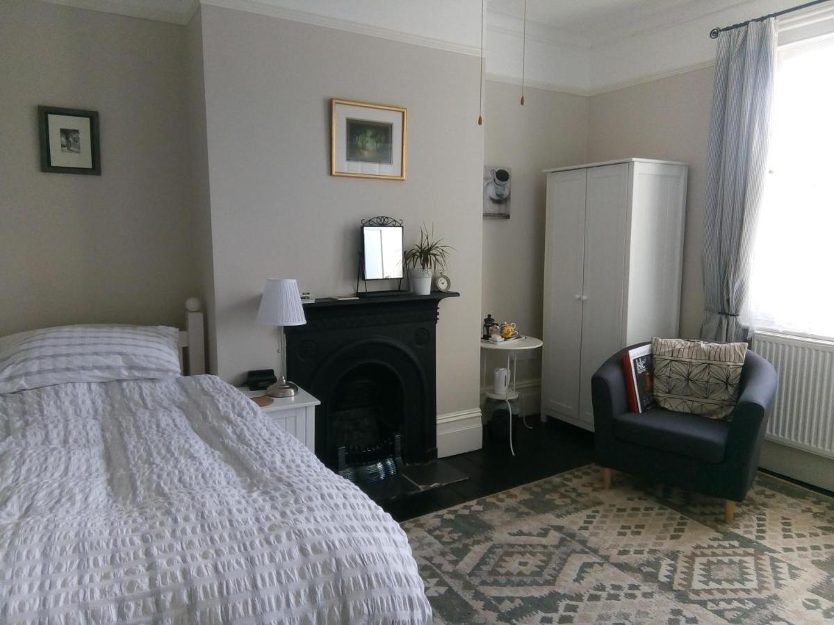 Single Room with Private Bathroom