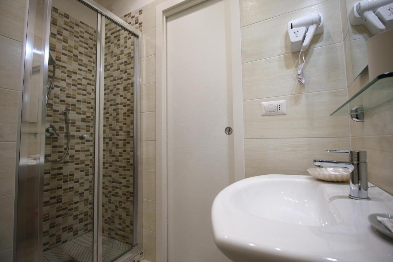 Double or Twin Room with Private Bathroom