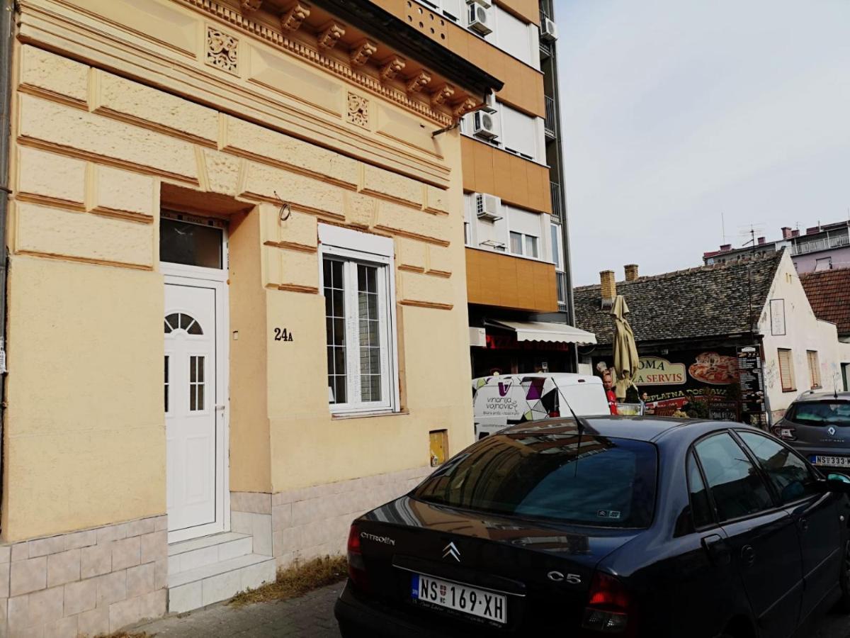 FilinHome Papa Studio 1 - B&B Novi Sad