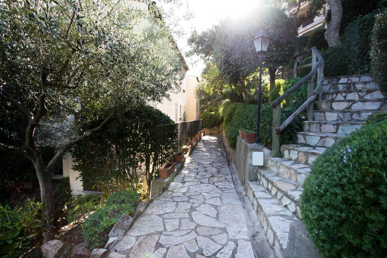 Wonderful Apartment with Outstanding Views - Calella de Palfrugell - Chambres d’hôtes Calella de Palafrugell