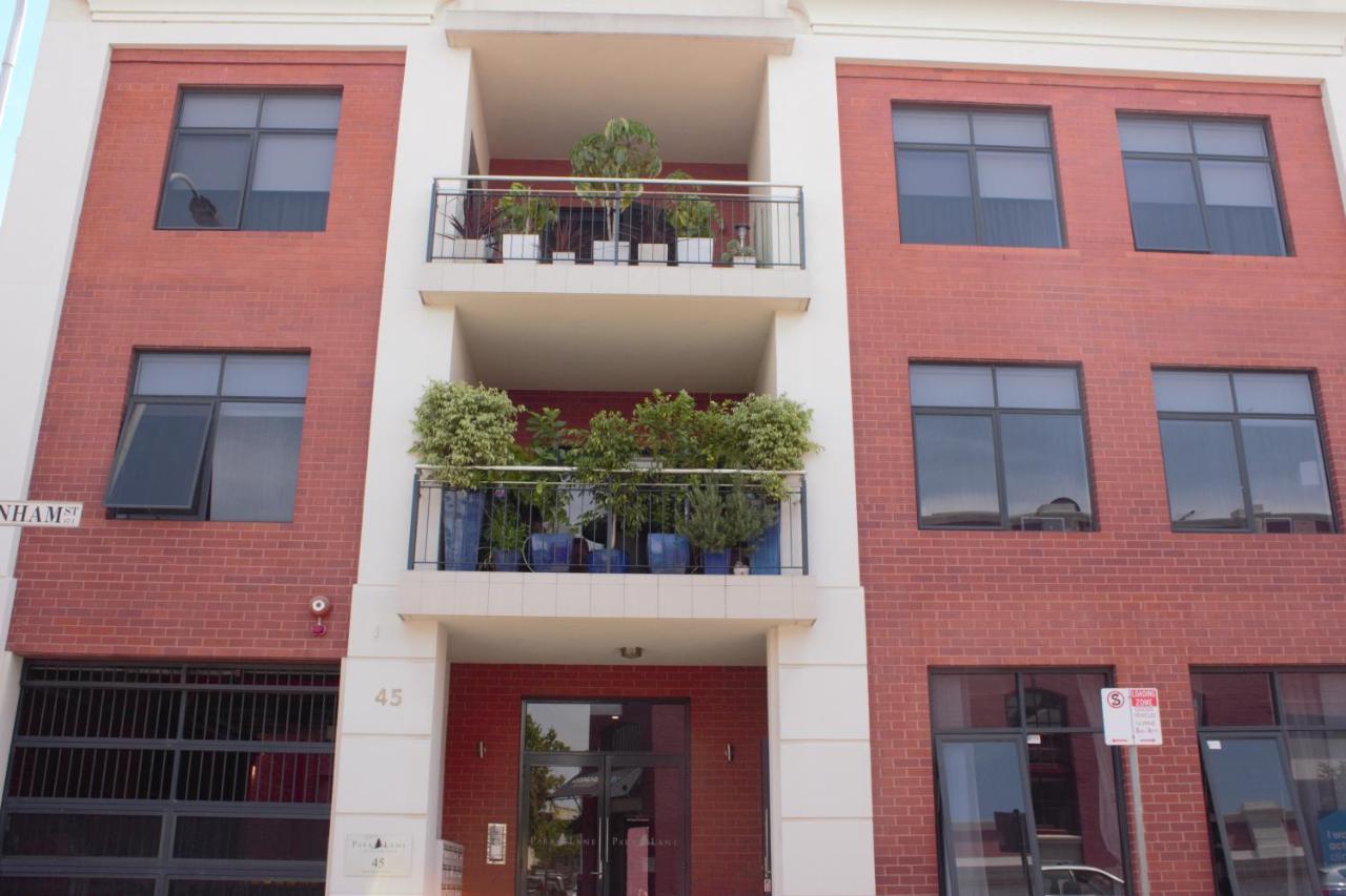 Parklane Apartments - B&B Fremantle