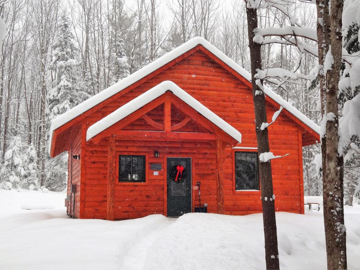 Cabin #7 - Hemlock Hideaway (Pet Friendly)