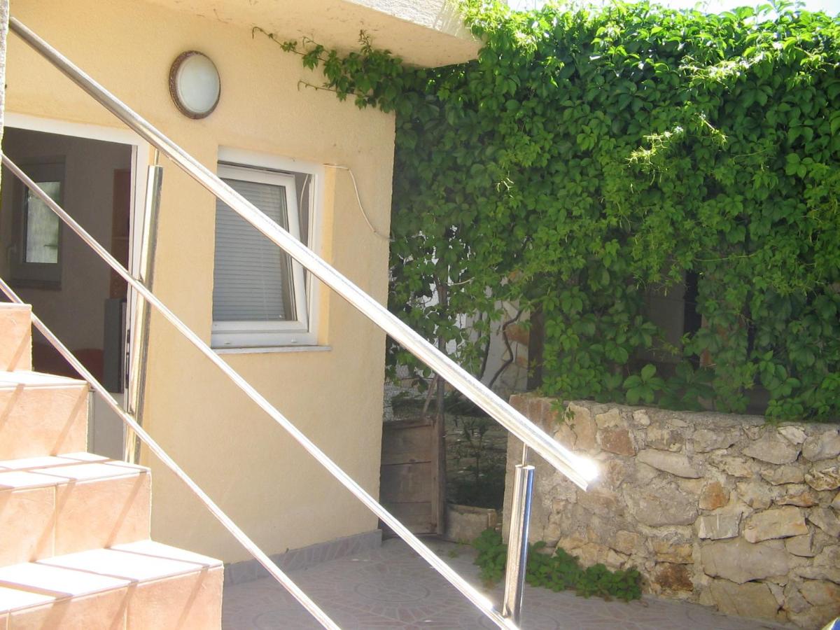 Studio with Terrace