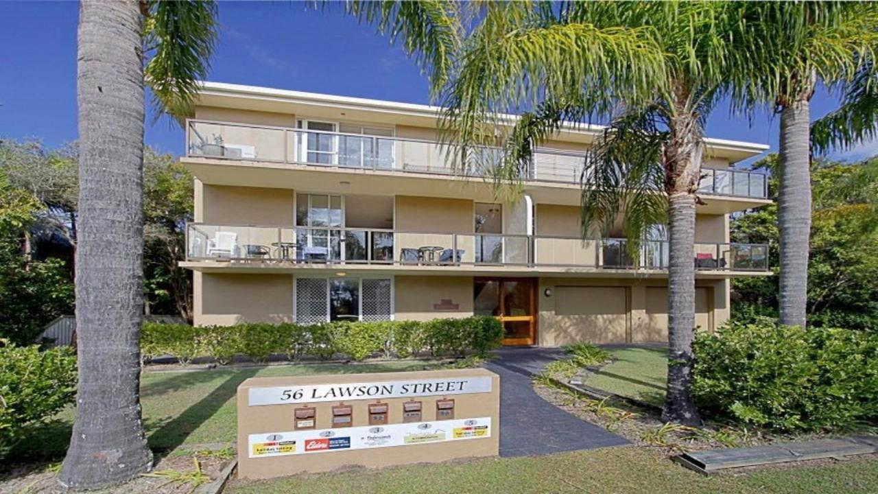 1/56 Lawson Street@Clarkes Beach - B&B