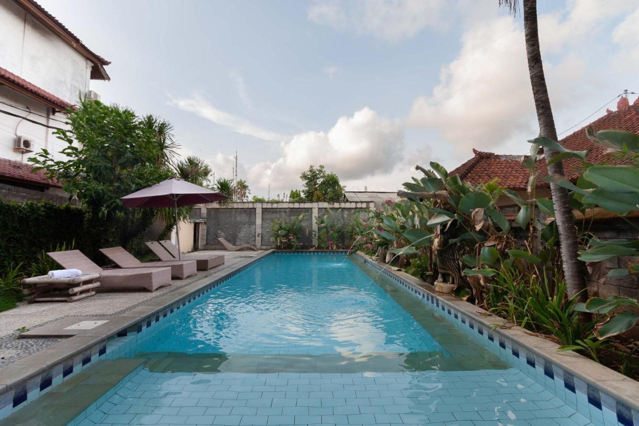 B&B Legian - The Guest Villas Legian Kuta - Bed and Breakfast Legian