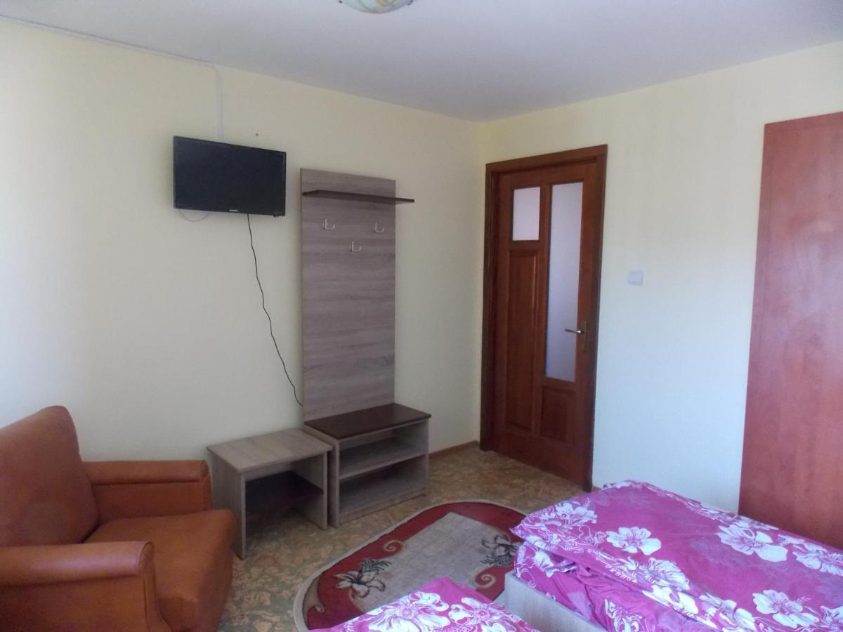 Chambre Double ou Lits Jumeaux avec Salle de Bains Commune