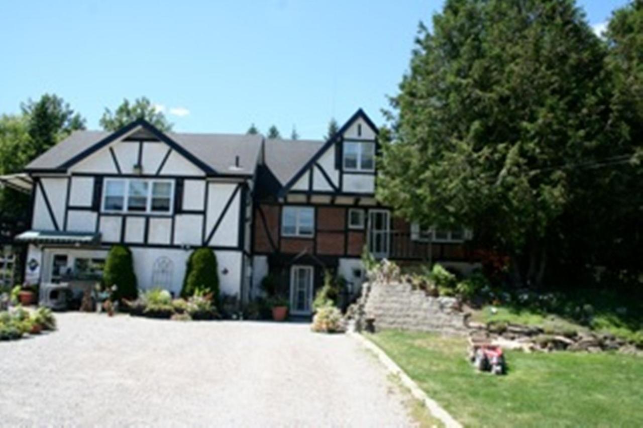 Burley's Executive Garden Suite - B&B