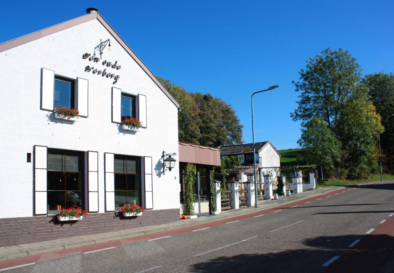 B&B Hulsberg - Den oude Herberg - Bed and Breakfast Hulsberg