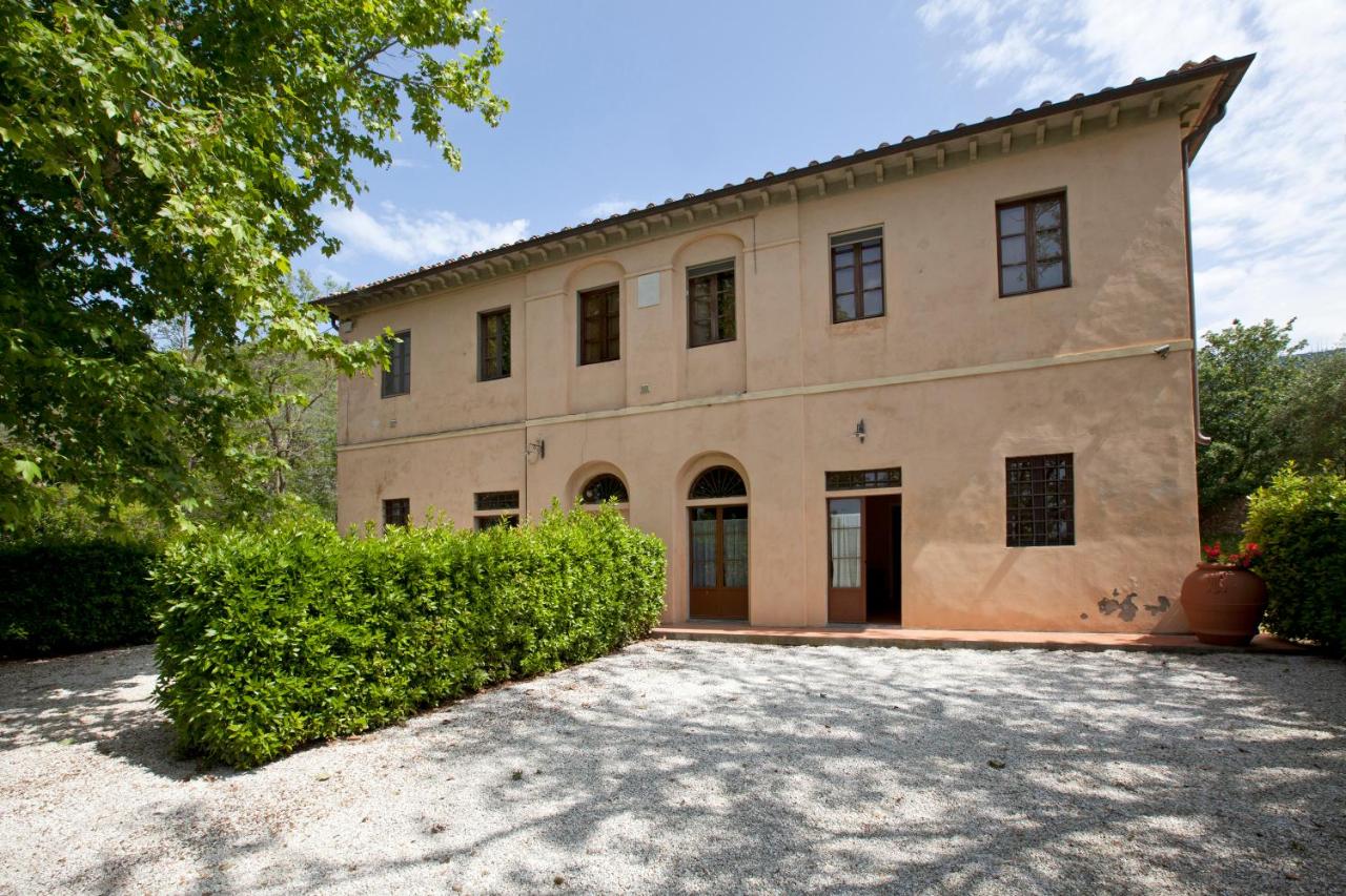 Agriturismo Villa Rosselmini - B&B Calci