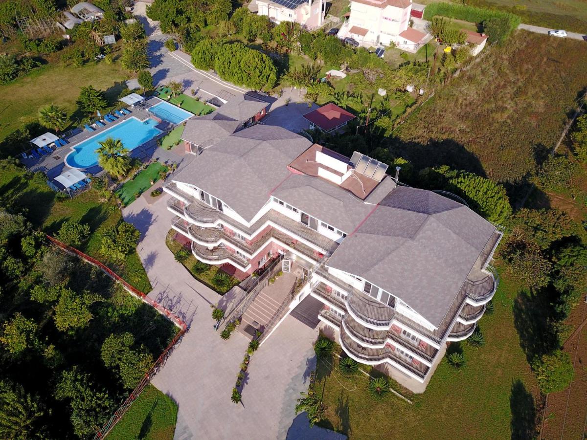 Ionion Star Hotel - Ferienwohnung
