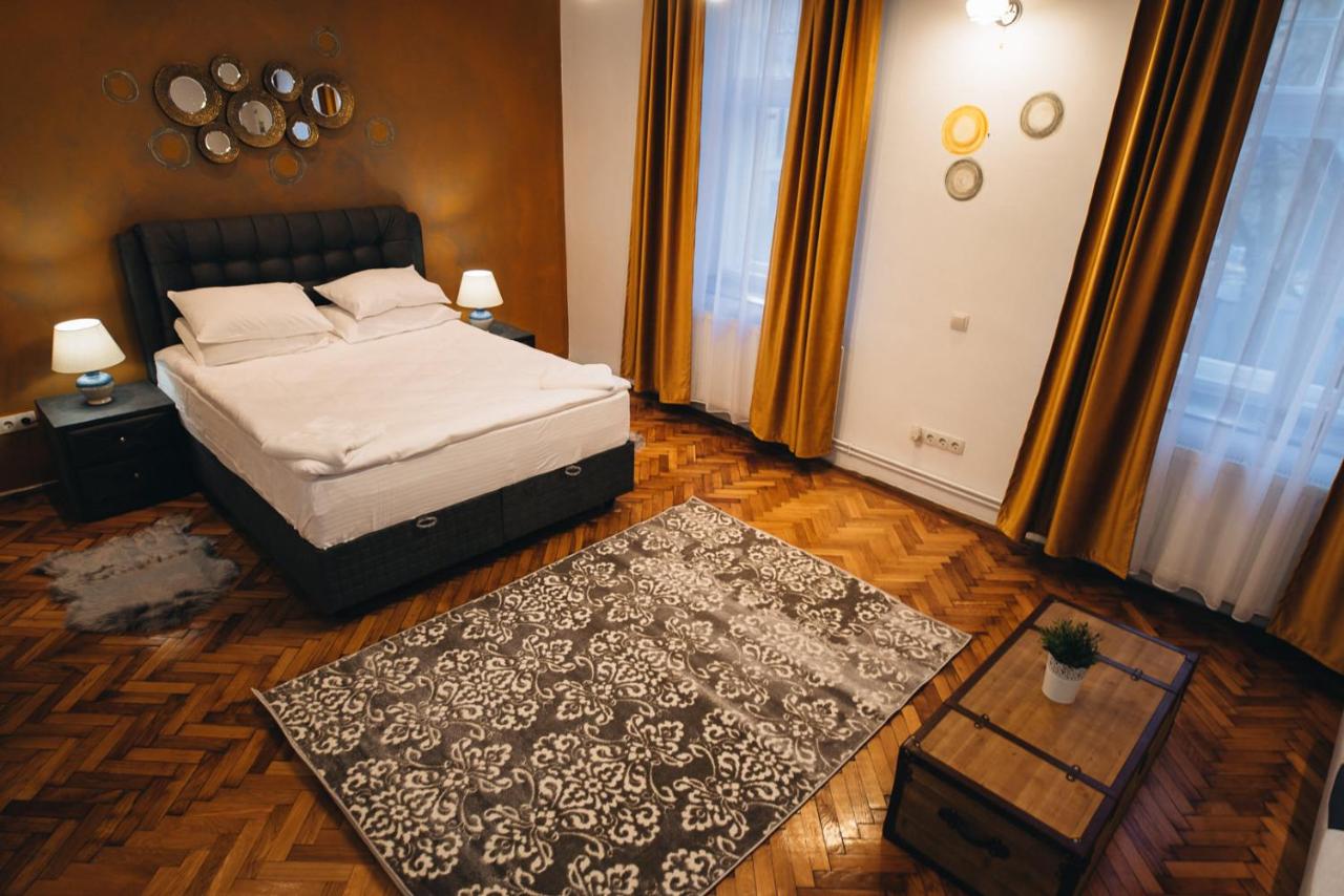 B&B Sibiu - Apartament Piata Mica - Bed and Breakfast Sibiu