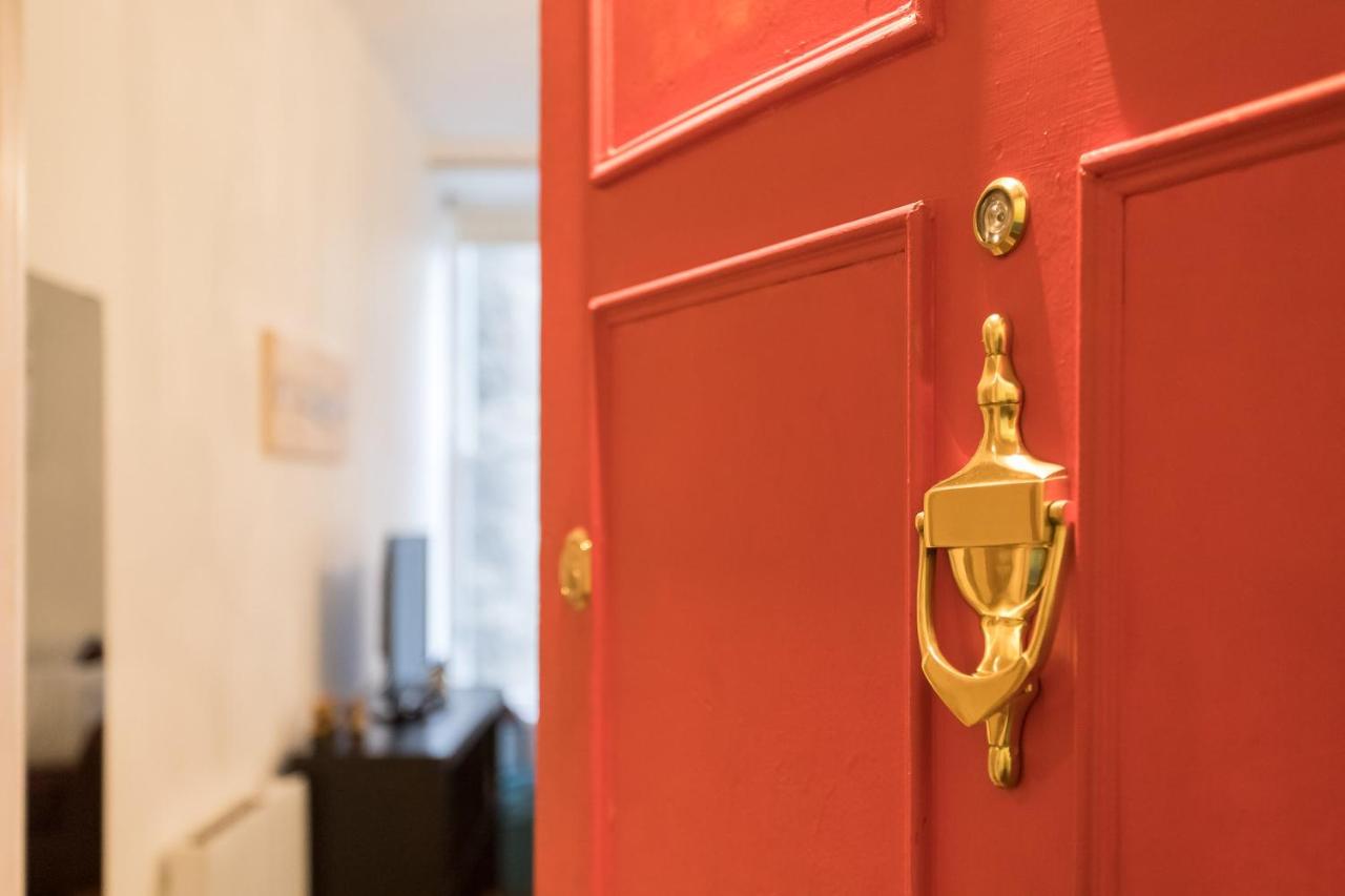 Large City Centre Apartment - Chambres d’hôtes