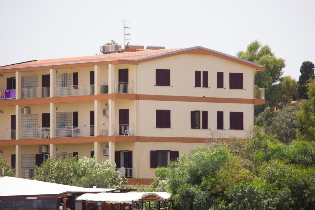 Due Mari Residence - Chambres d’hôtes Bari Sardo