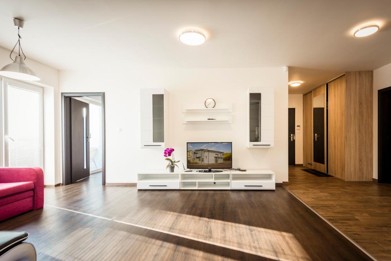 Mami Style Apartments - Bed and Breakfast Podtureň