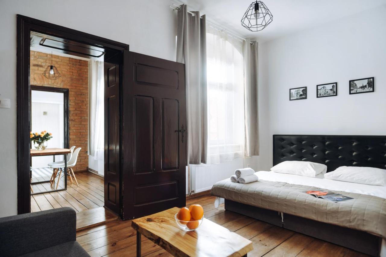Standard Apartment (2nd floor)