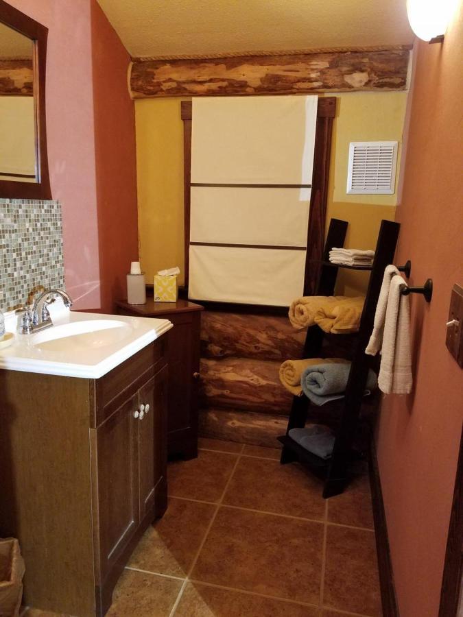Room 6 - Upper Level