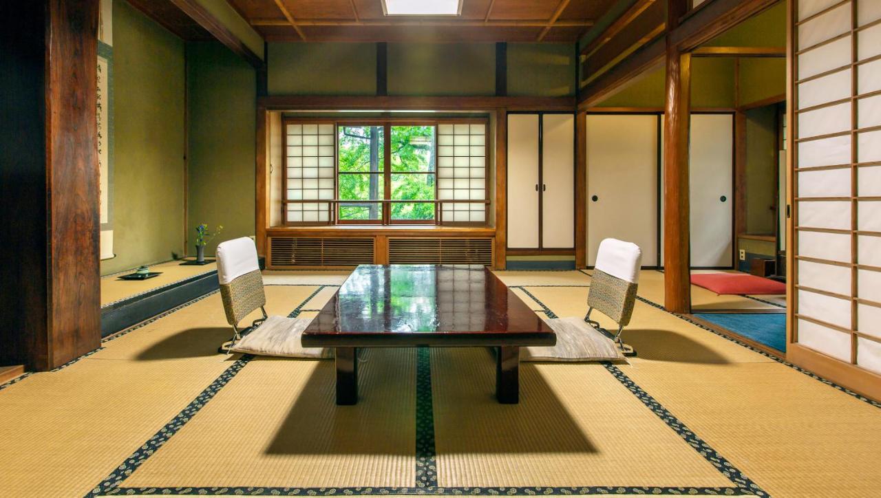 Dreibettzimmer im japanischen Stil mit Thermalbad - Villa