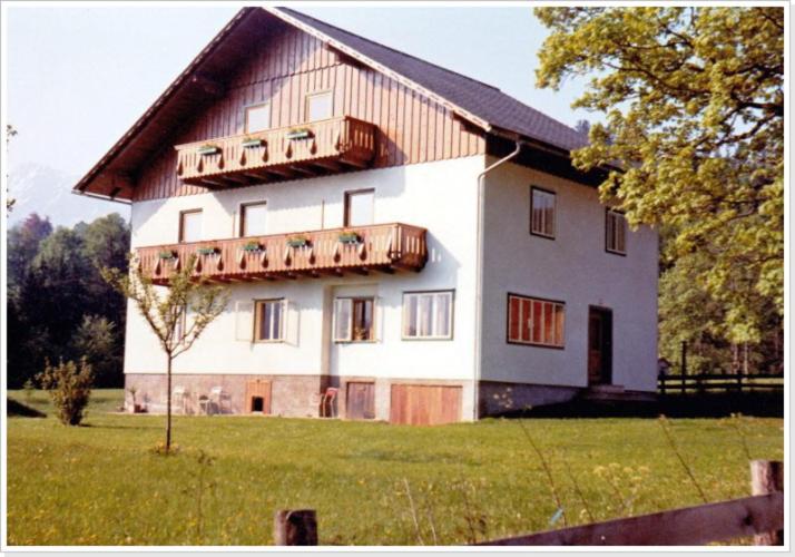 Ferienwohnung Haus Einhirn - B&B