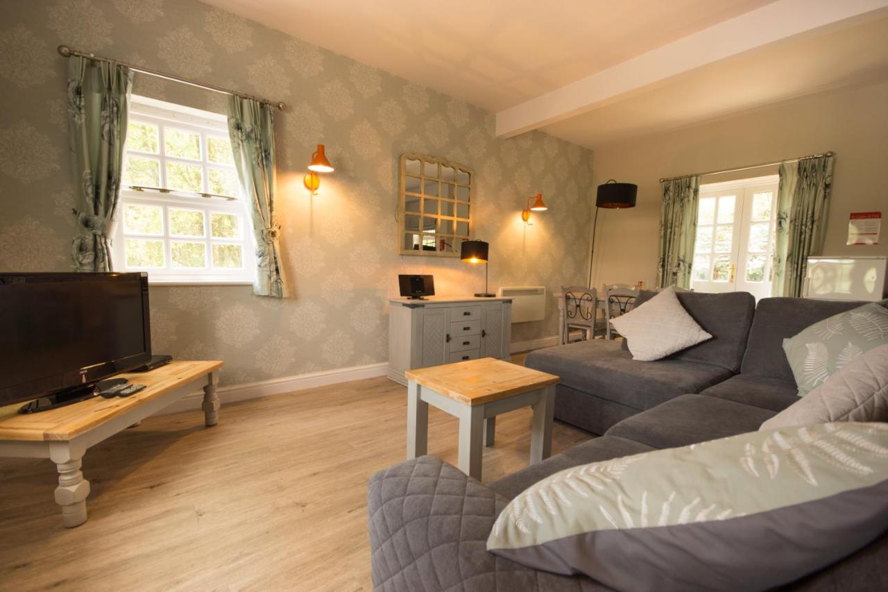 B&B Matlock - Tissington Cottage- Darwin Lake Holiday Village - Bed and Breakfast Matlock