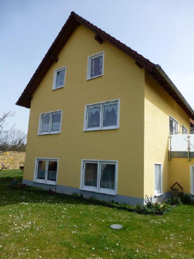 B&B Saalfeld - Ferienwohnung Junghans - Bed and Breakfast Saalfeld