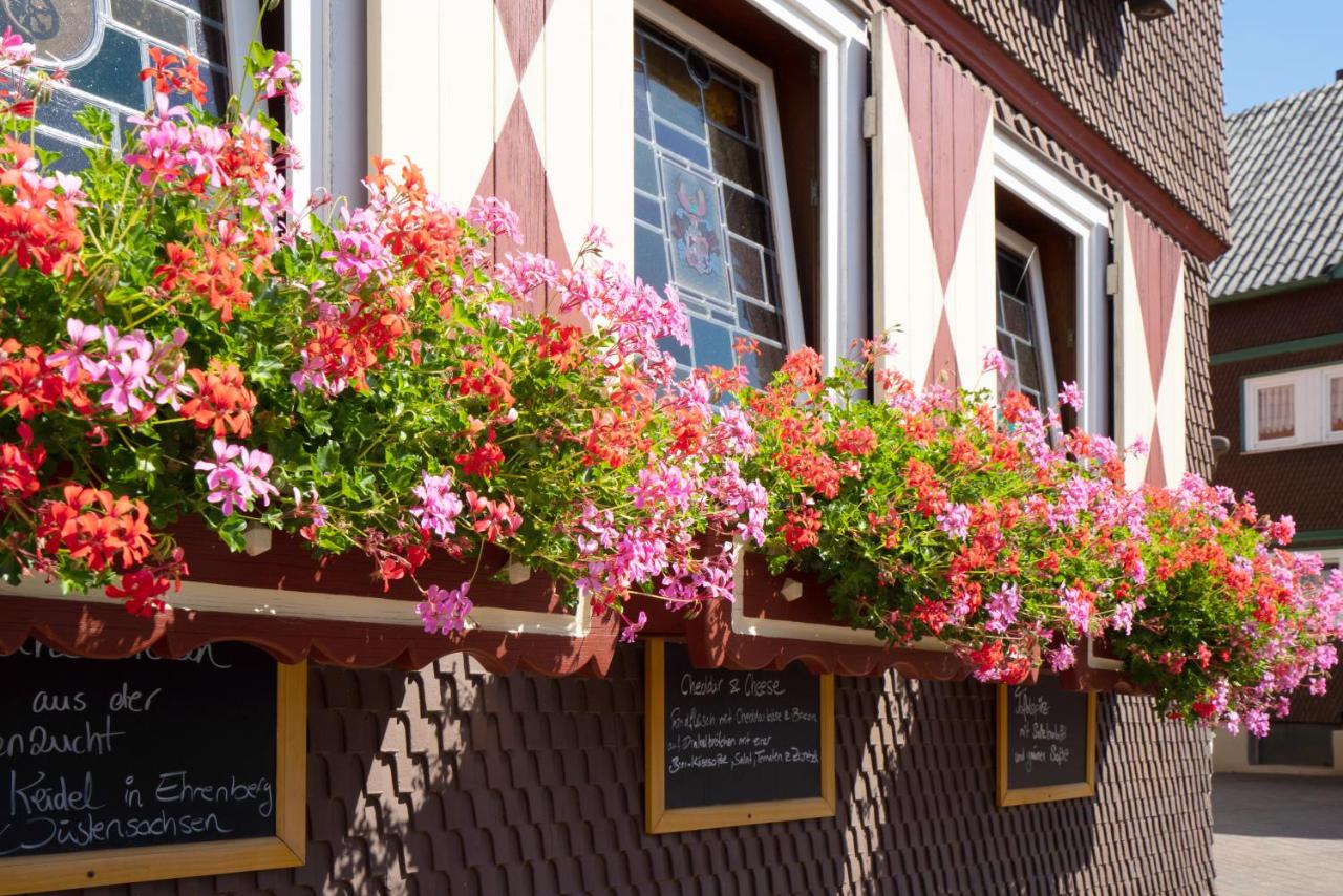 B&B Poppenhausen - Landgasthof Zum Stern Wasserkuppe Rhön - Bed and Breakfast Poppenhausen