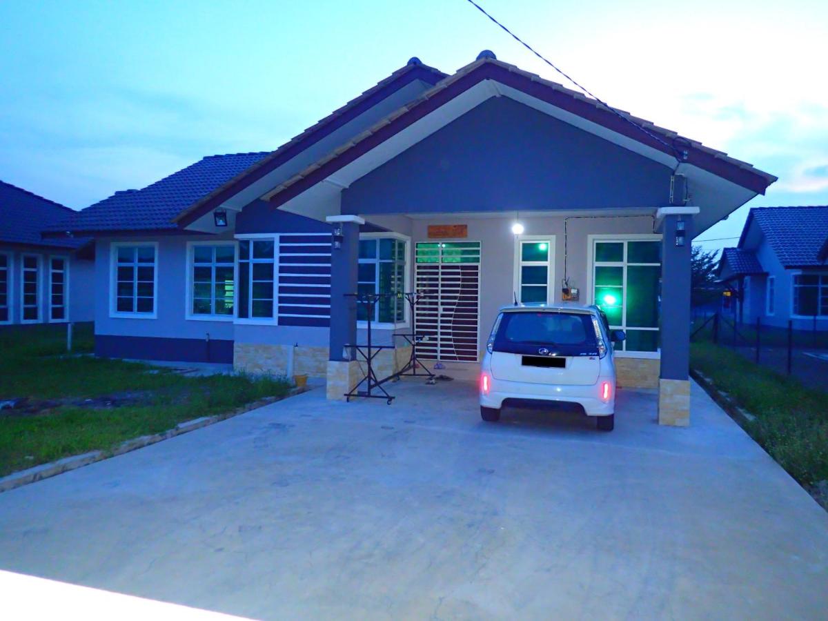 RizQin Homestay Bachok - B&B Bachok