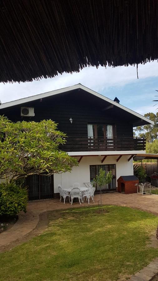 Oak on Blair - Chambres d’hôtes Somerset West