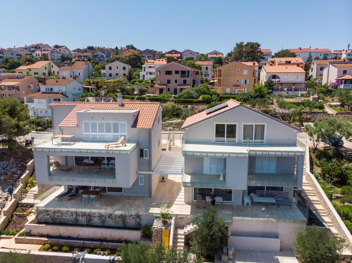Penthouse Design & Beach Ferienwohnung direkt am Meer mit unverbautem Blick über die Adria - Chambres d'hôtes Mali Lošinj