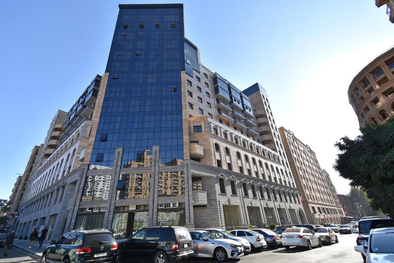 Apartment mit Balkon