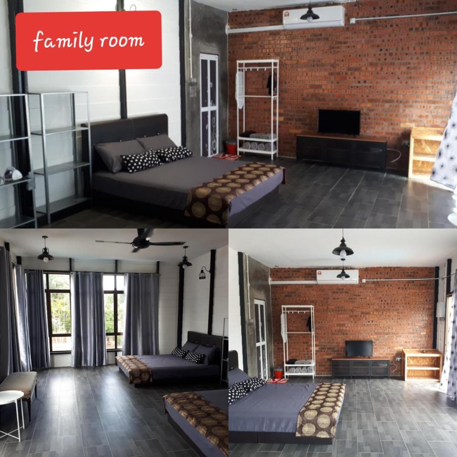 Deluxe Family Room