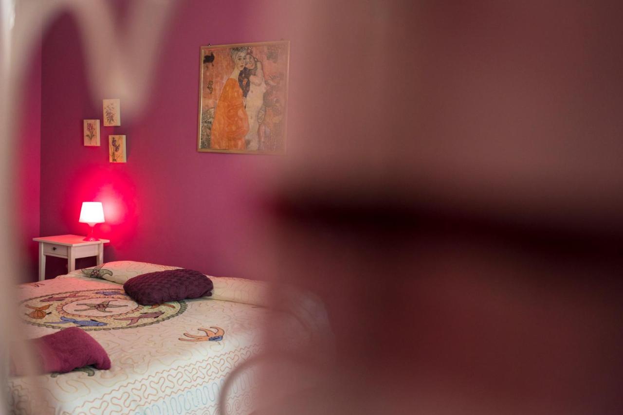 Camera Matrimoniale/Doppia con Letti Singoli con Bagno Privato