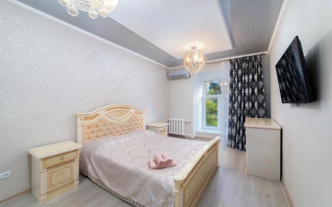 B&B Odessa - Apartments Deribasovskaya - Bed and Breakfast Odessa