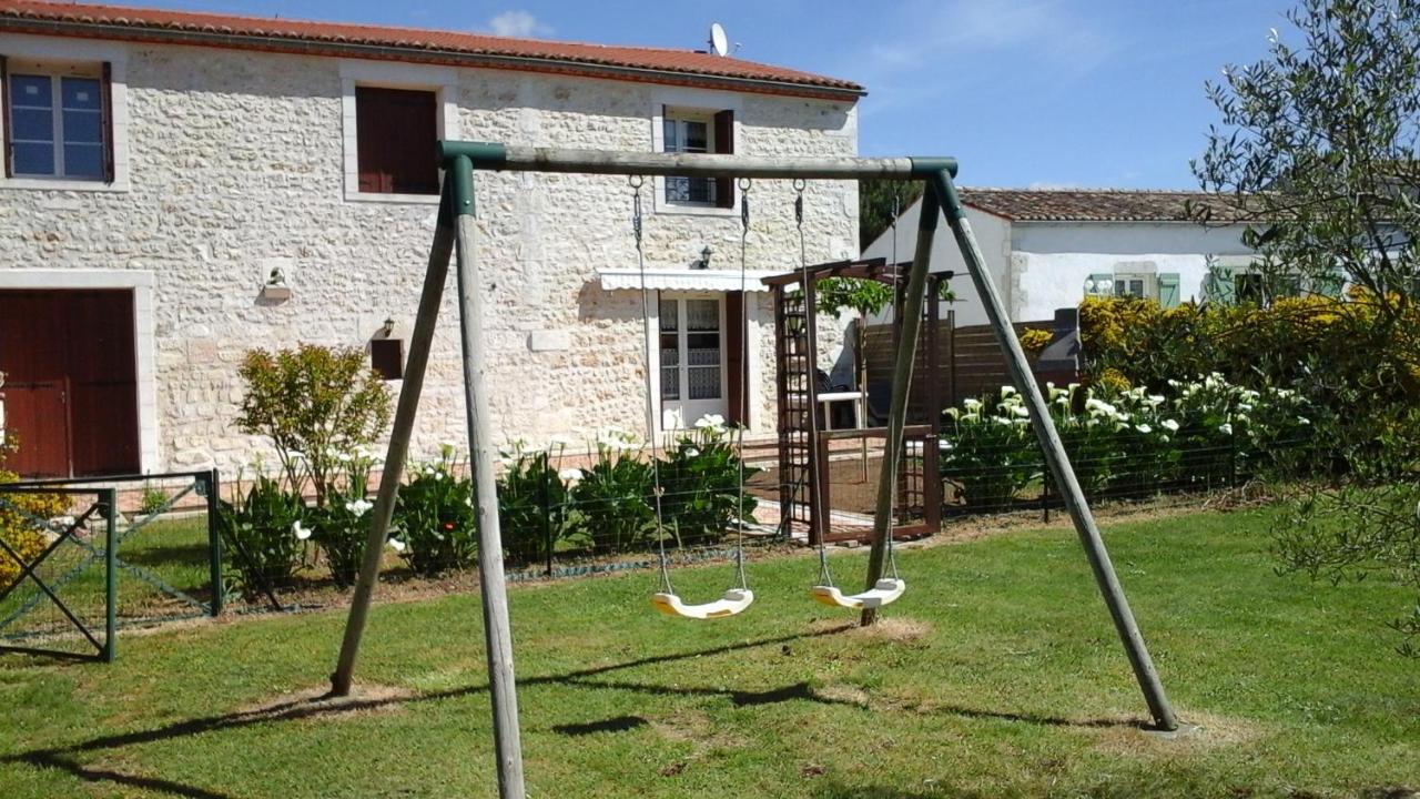 Gite à Sablonceaux pres de royan et la palmyre - B&B